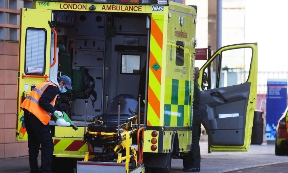 Συναγερμός στο Λονδίνο: Εκκενώθηκε εμπορικό κέντρο